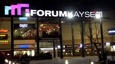 Kayseri Forum AVM'de Saldırı: 2 Polis, 1 Güvenlik Yaralı!