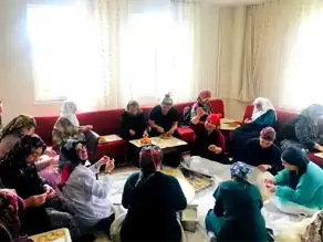 Huzurevi Sakinleri Geleneksel Lezzetlerle Yaşama Tutunuyor