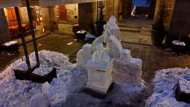 Kayseri'de Kardan Selçuklu Heykeli!
