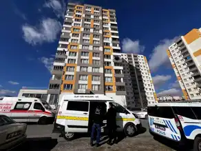 Kayseri'de Baba Oğlunu Vurdu, Eve Kapandı