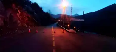 Kayseri'de Heyelan: Kapuzbaşı Şelalesi Yolu Kapalı!