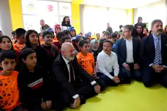 Kocasinan'da Gençlere Spor Alanları Müjdesi!