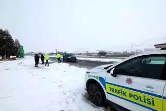 Malatya-Kayseri Yolu Kar Yağışı Nedeniyle Kapandı