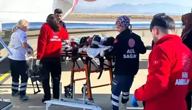 Şırnak'tan 4 Yaşındaki Çocuk Ambulans Uçakla Kayseri'ye Sevk Edildi