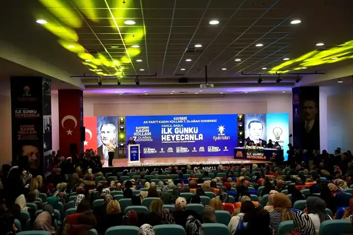 AK Parti Kayseri Kadın Kolları Kongresi
