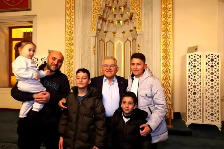 Büyükkılıç, Ramazan'ı Teravihle Karşıladı