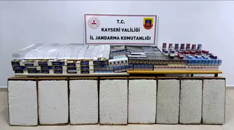 Kayseri'de 1 Milyon TL Değerinde Kaçak Sigara Operasyonu