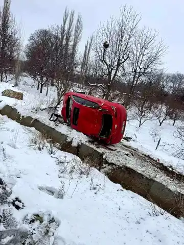 Kayseri Yahyalı'da Takla Atan Otomobil!