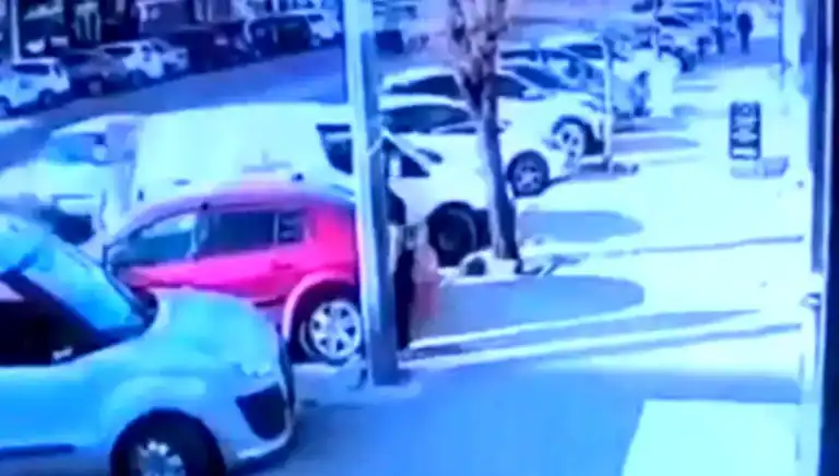 Kayseri'de Kargodan Telefon Hırsızlığı: Şüpheli Yakalandı