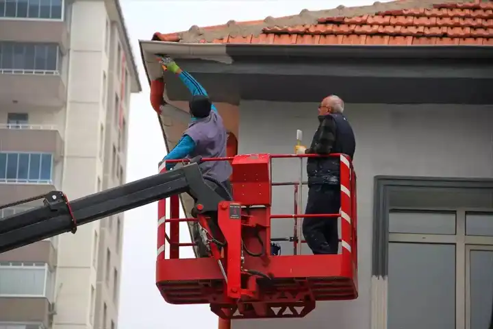Kayseri Yükümlüleri Okulları Boyuyor