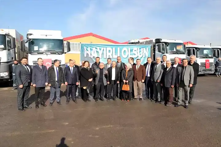 Kayseri'ye 310 Milyonluk İş Makinesi Filosu